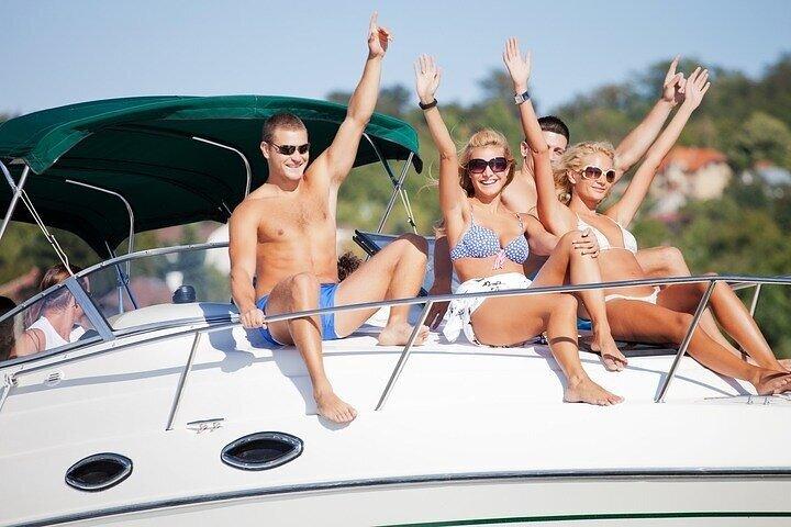 Angra & Ilha Grande From Rio: Boat Tour With Barbecue and Drinks