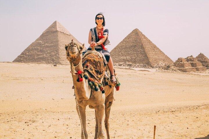 Giza Pyramids And old Egyptian Museum Tour from Alexandria Port