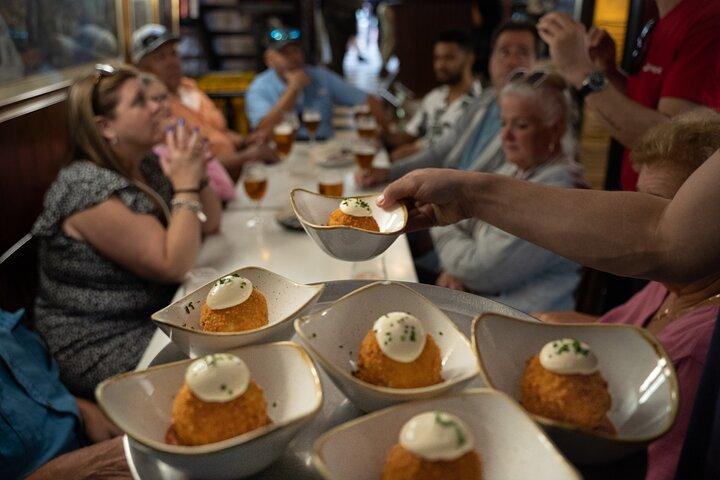 Barcelona Night Out: Tapas, Vermouth & Local Bars