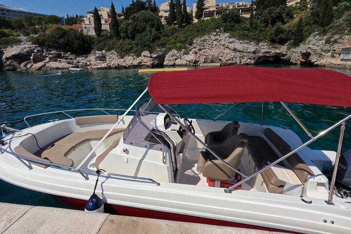 Private Speedboat Tour- Blue cave, sandy beaches and snorkelling