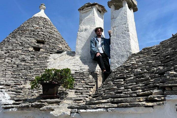 Gastronomic Tour of Alberobello on Foot with Guide and Snack