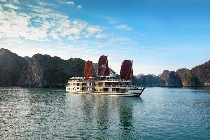 2 Exploring Halong Bay Trip from Hanoi