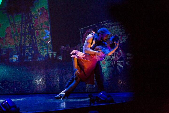 Experience in Madero Tango Dinner Show with Tango Class