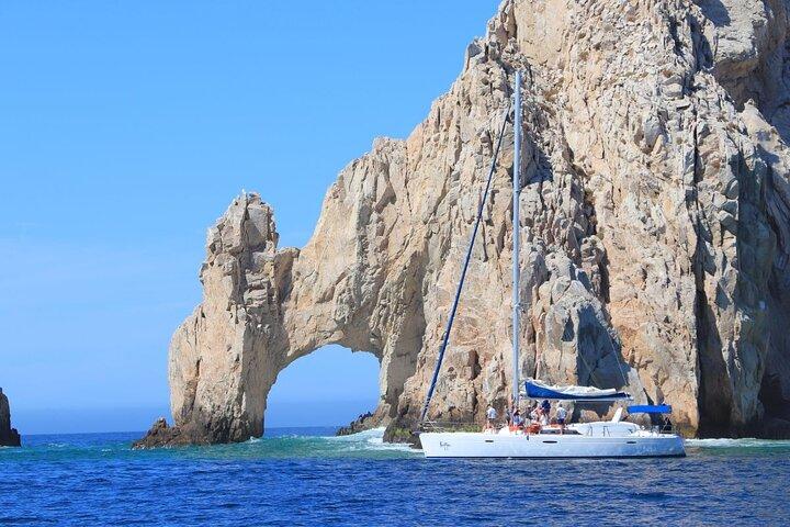 Luxury sailboat tour at sunset in Los Cabos