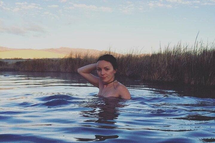 4-Hour Private Hidden Hot Springs Tour near Death Valley