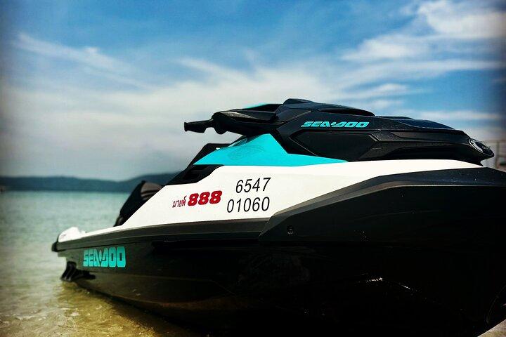 2.5 hours Pig Island-Virgin Islands & Snorkeling Jet Ski Safari