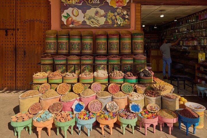 Private 4 hours walking tour of Marrakech with guide