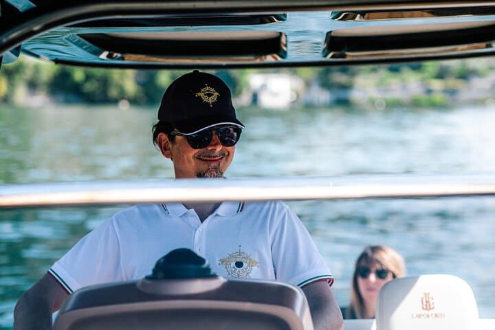 1H Luxury Cruise Como Lake Tender Yacht Invictus 9 Pax