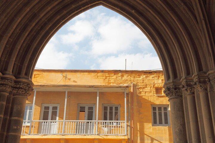Nikosia : Private Custom Walking Tour with A Guide (Private Tour)