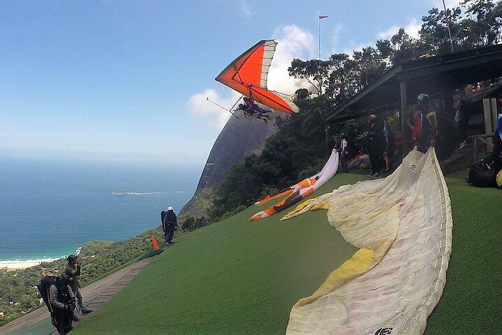 Hang Gliding Private Double Flight in Rio de Janeiro