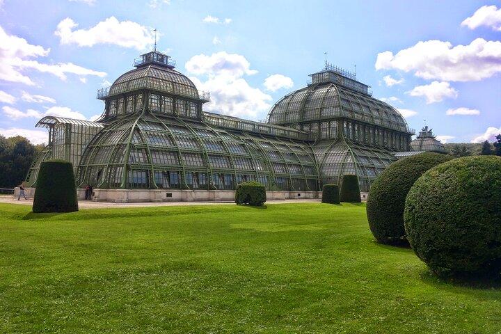 Private Vienna Sightseeing Tour matching to personal Interests