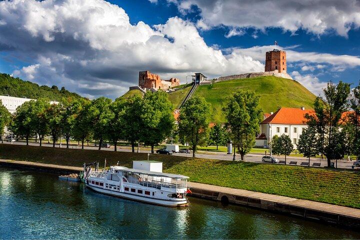 Private Custom Walking Tour with a Local Guide in Vilnius