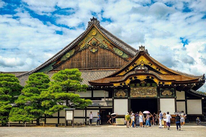 Private Full Day Tour in Kyoto with a Local Travel Companion
