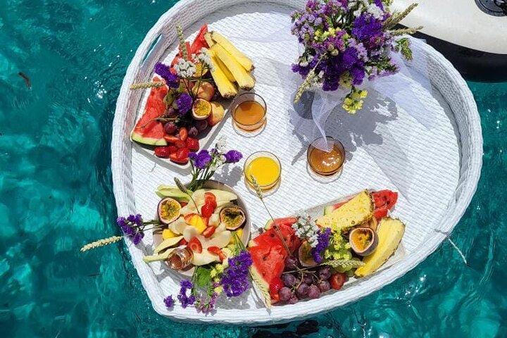 Private Mykonos Cruise: Rhenia Swim & Little Venice Sunset