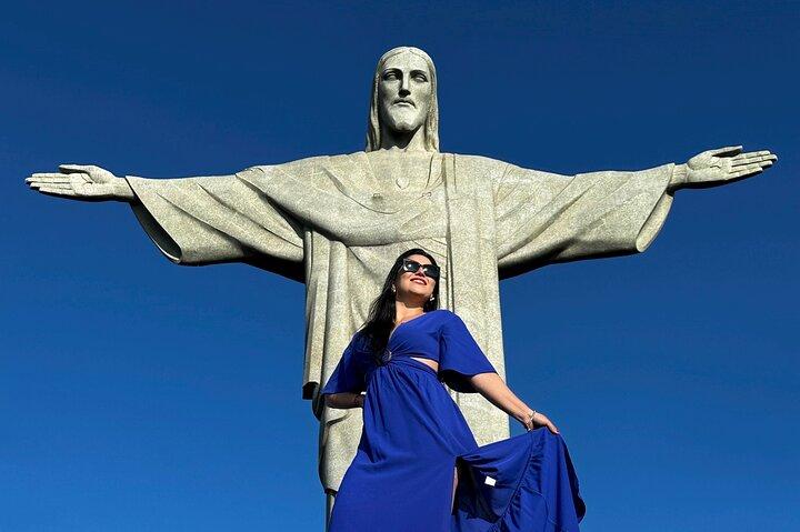 Sunrise tour at Mirante Dona Marta and Cristo Redentor
