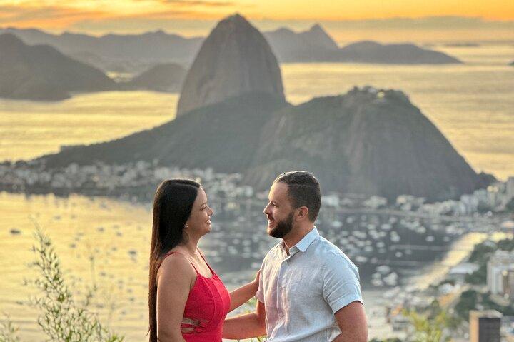 Sunrise tour at Mirante Dona Marta and Cristo Redentor