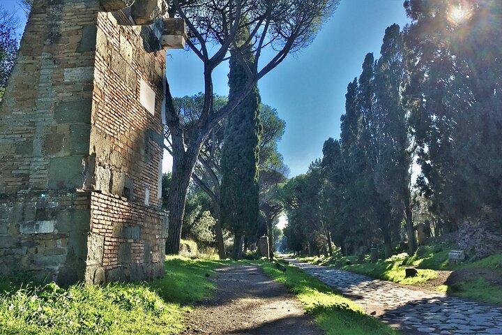 Urban Trekking to the Appia Antica Park early in the morning