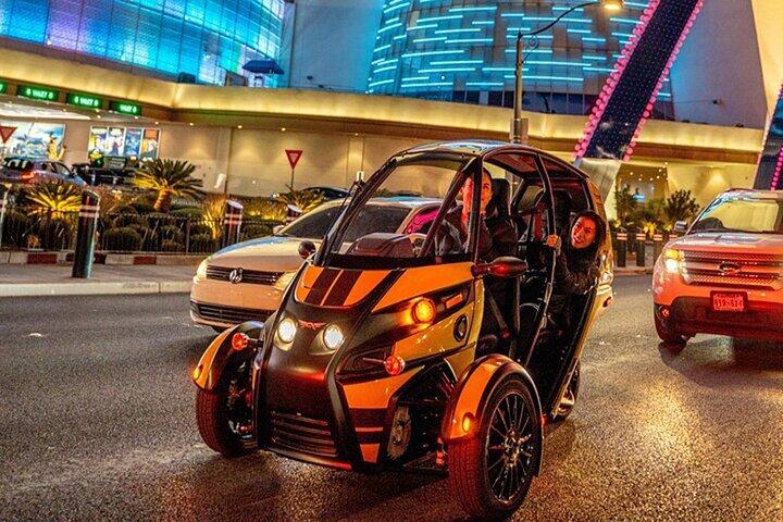 Private 1-Hour Downtown Las Vegas Highlights by Talking GoCar
