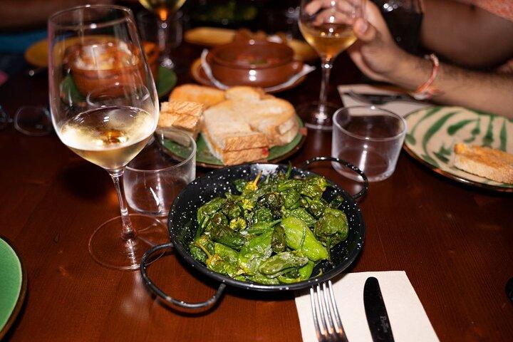 Barcelona Gothic Quarter Tapas & Vermouth Experience