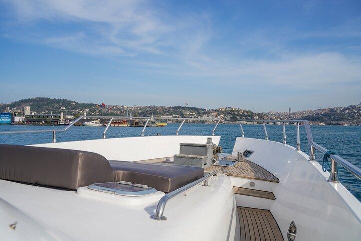 2 Hours Luxury Private Yacht Cruise on the Bosphorus