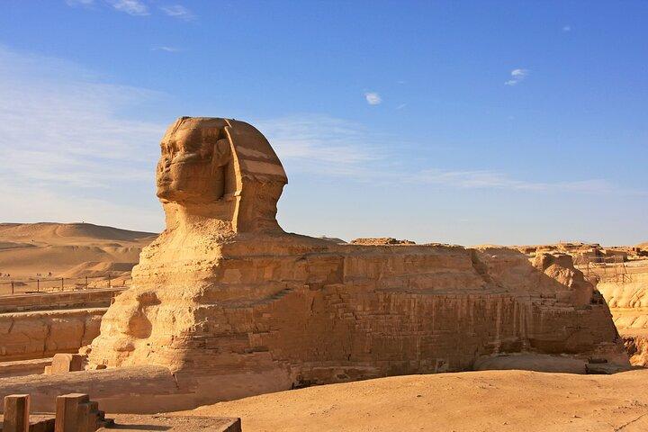 Private Walking Tour with a Local Guide in Cairo