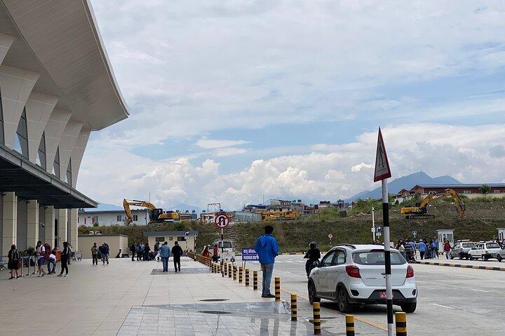 Private Car Transfer from Kathmandu to Pokhara or Chitwan or Vv