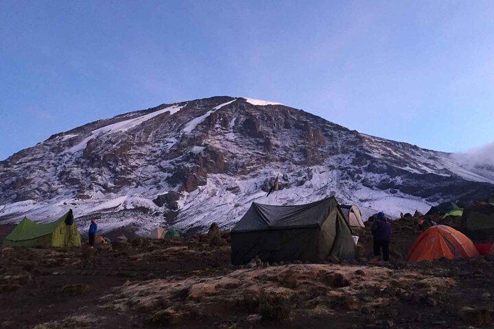 6 Days MARANGU ROUTE (Kilimanjaro Trekk)