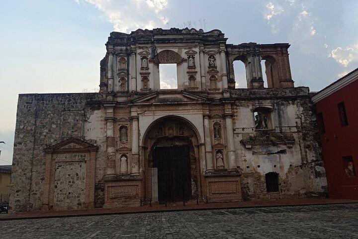 Ancient Guatemala, a walk full of history