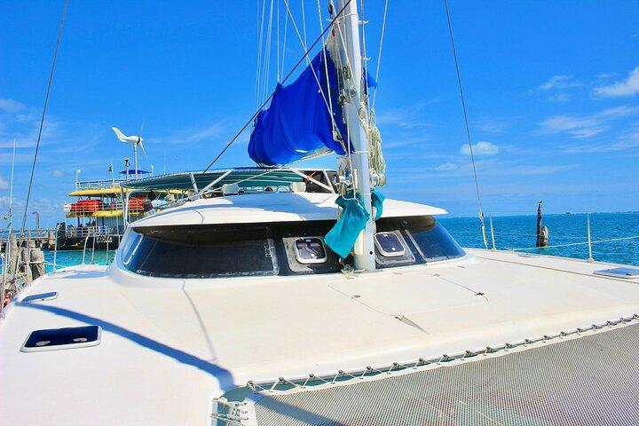 4hrs / 46ft Catamaran Private Charter From Cancun to Isla Mujeres