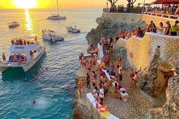 Ricks cafe & 7mile Beach Tour from Montego Bay.