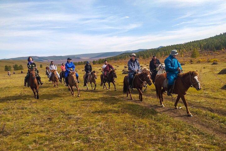 Mongolia Horse trekking and camping tour