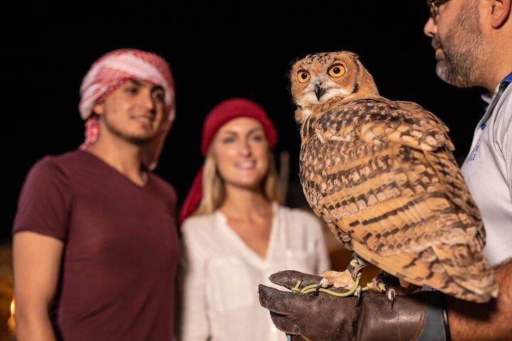 Dubai: Private Night Vintage Land Rover Safari and Astronomy