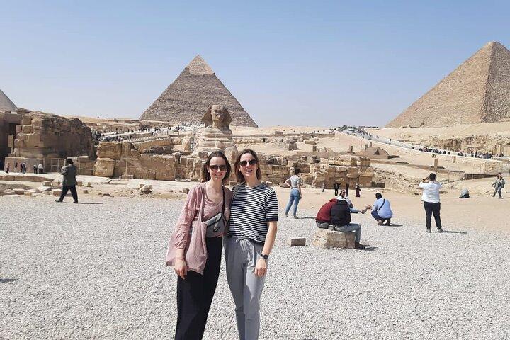 Half Day Tour Giza Pyramids& Great Sphinx with Private Tour Guide