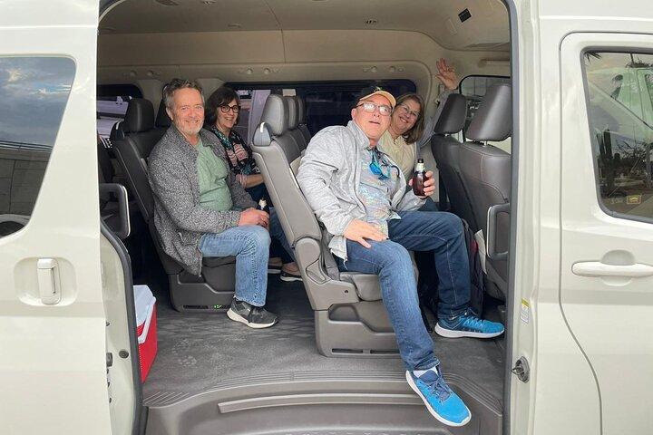 Private one-way trip from the airport to all hotels in Los Cabos