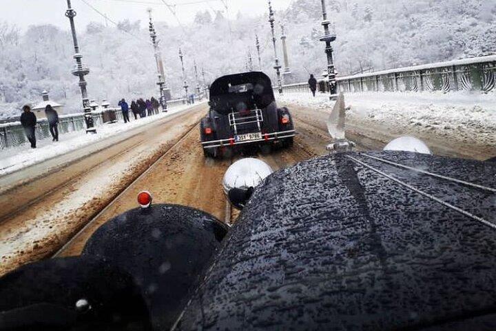 Vintage Cars Prague - Grand City Tour 150min / 1-6 pers. 2,5hrs