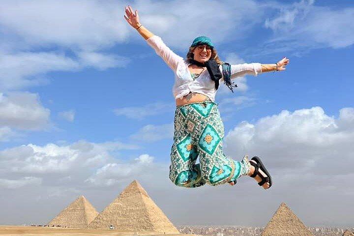 Cairo 8 Hour Private Tour of Pyramids & Grand Egyptian Museum