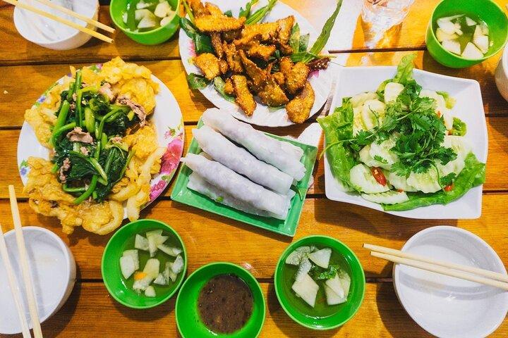 Hanoi Full-Day on Monday/Friday small group max 8 pax.