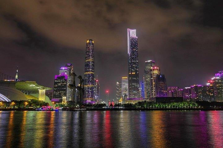 Guangzhou Pearl River Night Cruise and Canton Tower Private Tour