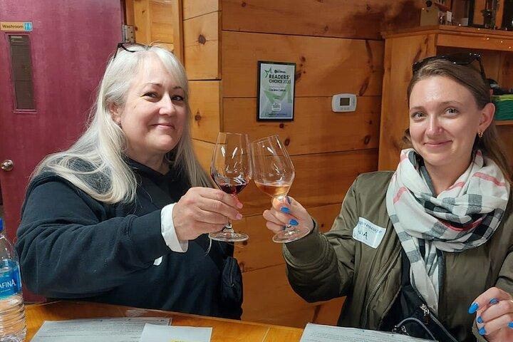 Niagara-on-the-Lake Cycle and Wine-Tasting Tour with Optional Lunch