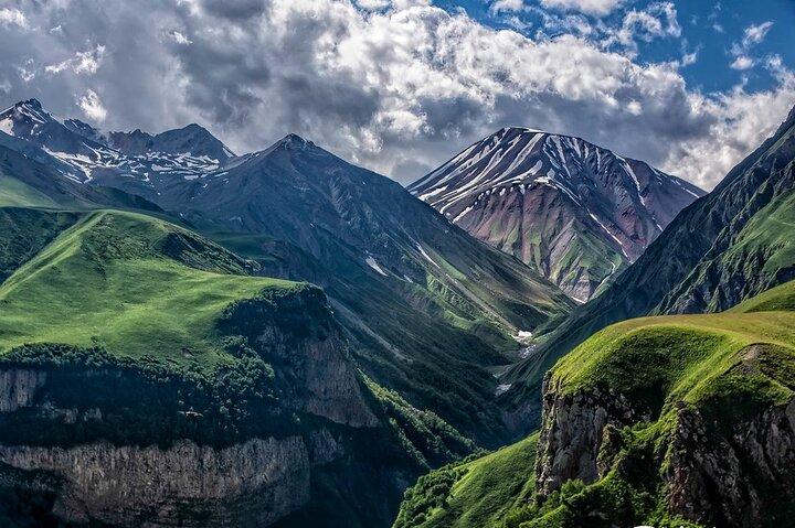 From Tbilisi to Kazbegi, Ananuri, Gudauri & Gergeti, Day tour.