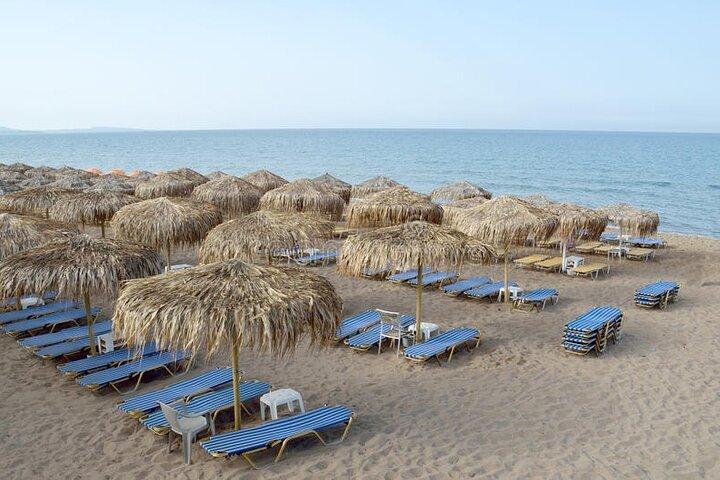 Katakolo to Kourouta Beach and back : Private Transfer