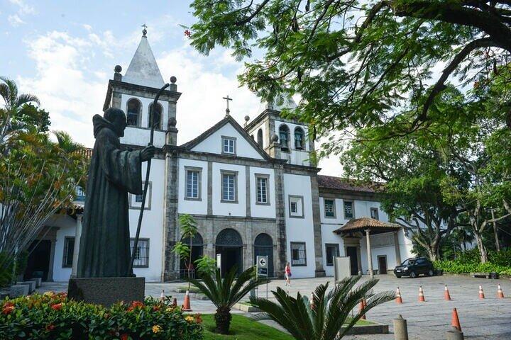 Rio's Downtown Walking Tour: Unveiling Rich History and Landmarks
