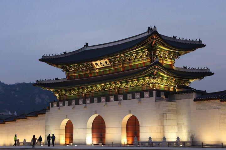 [KoreaByLocal] Authentic Seoul Night Walk and Chicken & Beer