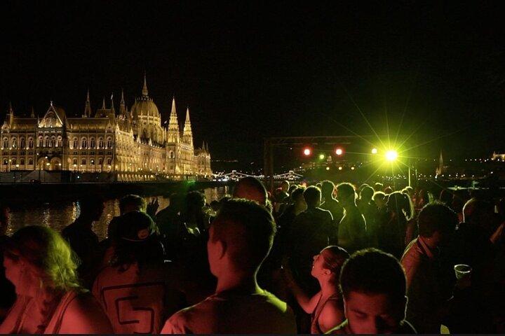 Budapest Danube Cruise with DJ, Drinks and After Party