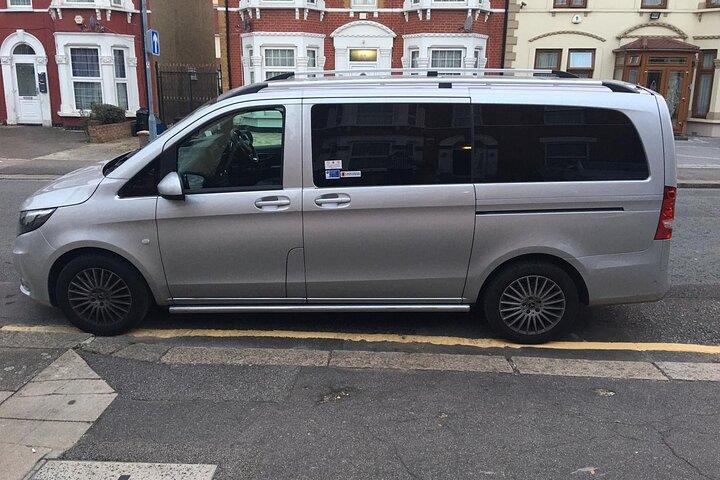 One Way Taxi Transfer from Heathrow Airport to London