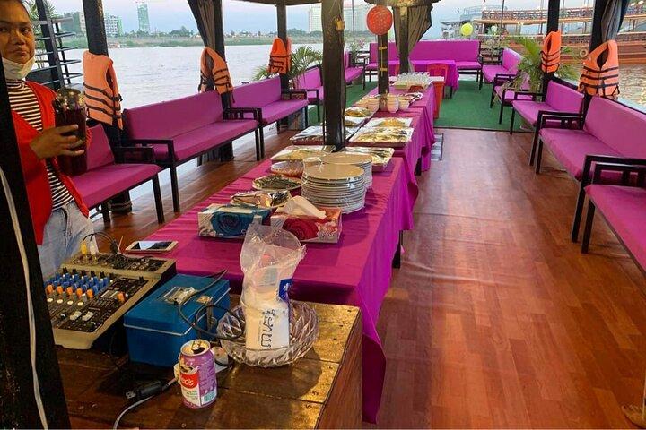 Phnom Penh to Siem Reap Cruise/road tour or Siem Reap/Phnom Penh
