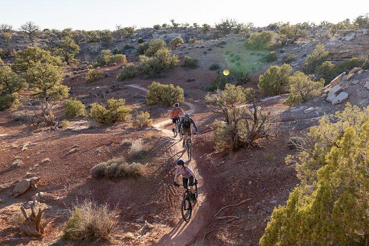 E-BIKE Sunset - Dead Horse Point E-bike Mountain Bike Tour