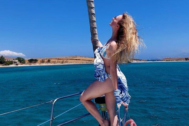 Private sailing cruise-Mykonos Southern Beach Hopping withLunch