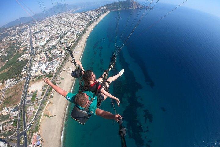 Tandem Paragliding in Alanya (From 700m)