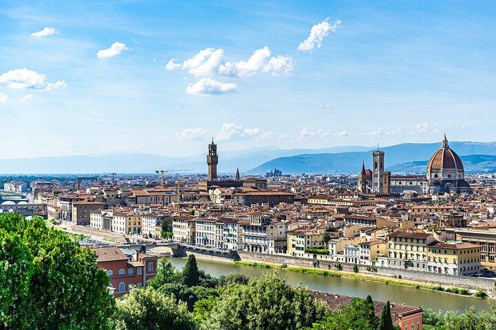 Florence at Your Feet : A Tour of Its Historic Jewels